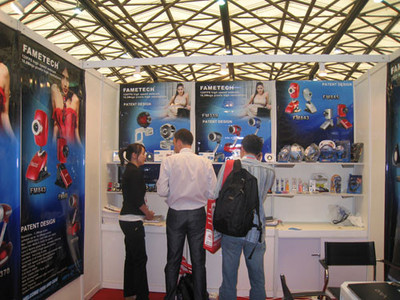 蓝色妖姬推陈出新，再战上海环球资源展，展现上海技术新魅力